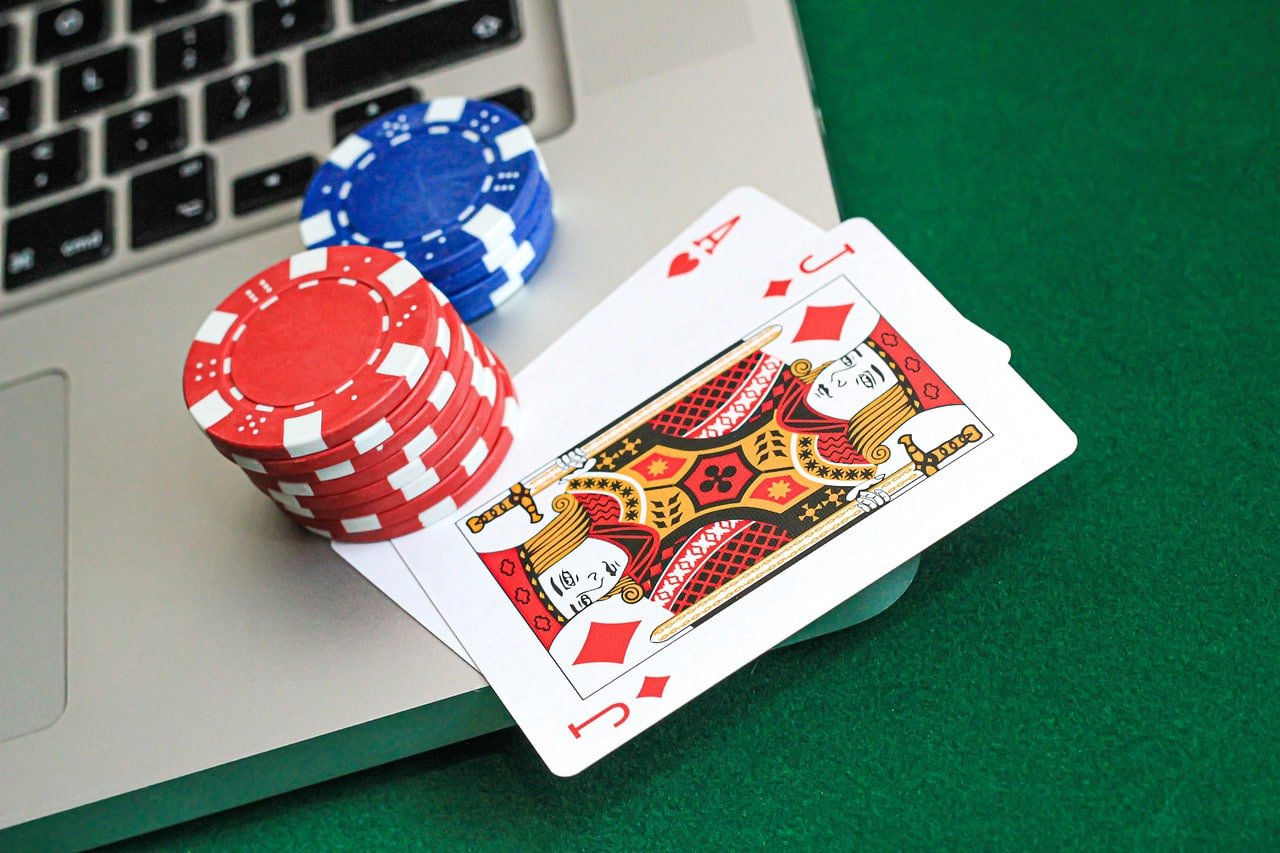 Layar Auto Roulette lion kasino menampilkan roda dengan angka dan pilihan taruhan